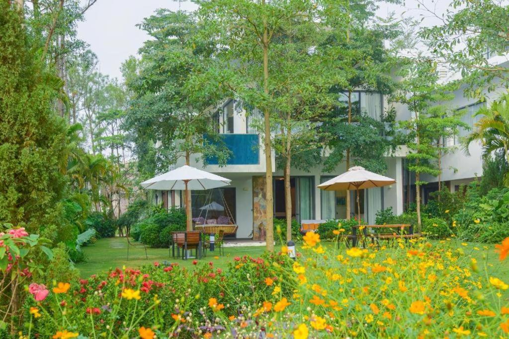 Flamingos Dai Lai Resort - Luxury Ngoc Quang Kültér fotó